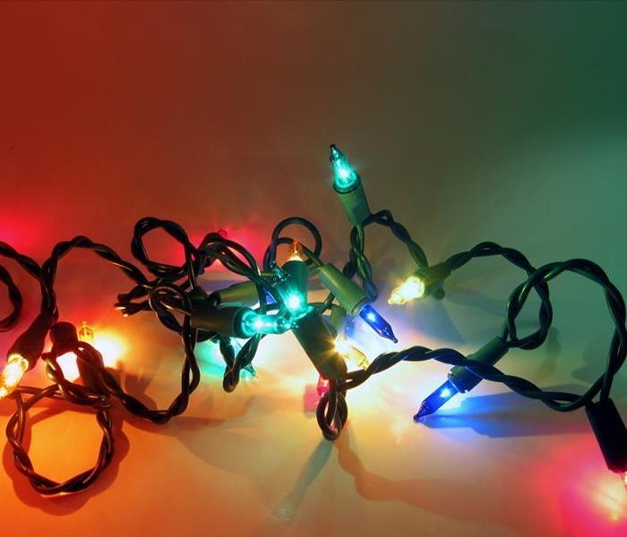 string of holiday lights